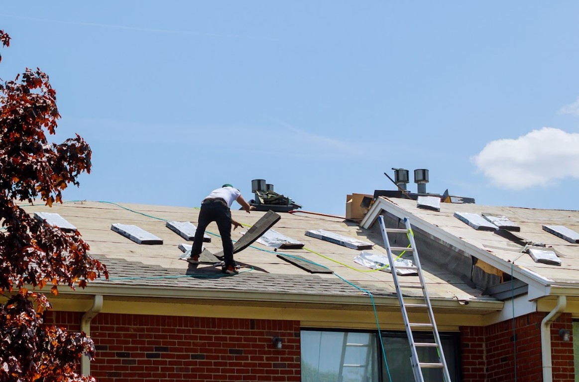 roof replacement contractor in Brookhaven, GA