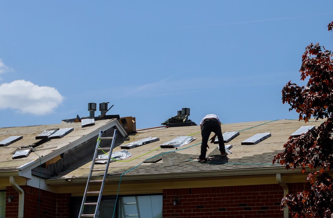roof replacement in Lithia Springs, GA